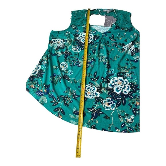 Daniel Rainn Sleeveless Fantine Crochet lace green floral cutout Top NEW Size 2X - Picture 11 of 15